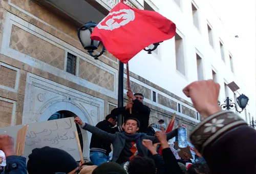 Protesta durante la revolución en Túnez. Foto: Wikimedia Commons