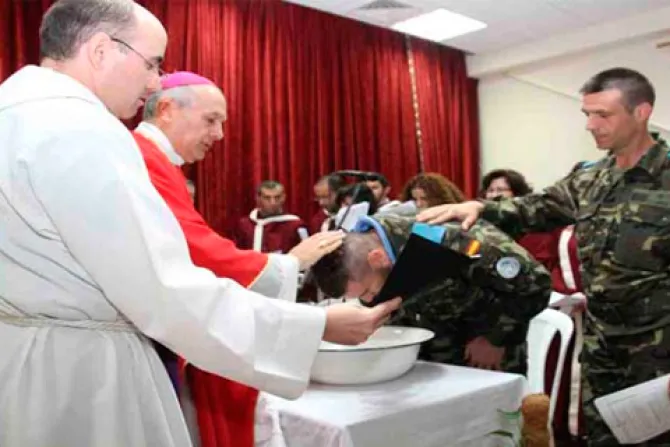 Militares españoles en el Líbano reciben sacramentos de Bautismo y Confirmación