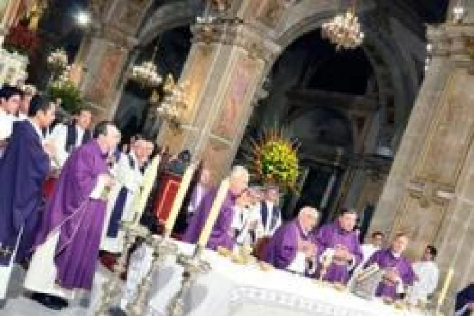 Misa por tragedia aérea en Chile: Dios es consuelo y esperanza para todos