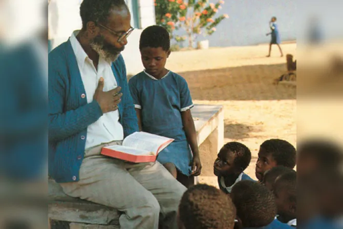 Misionero español en África: Lo más importante es mostrar el amor de Dios