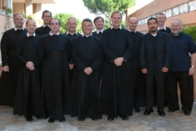 El Papa recibe al nuevo superior general de Oratorios de San Felipe Neri