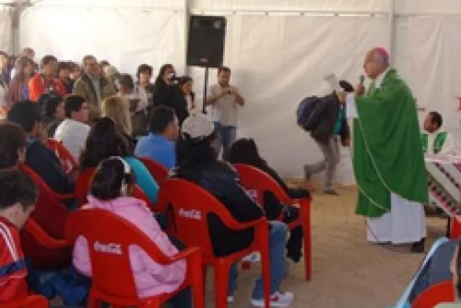 En Misa con mineros rescatados Obispo resalta importancia de la familia