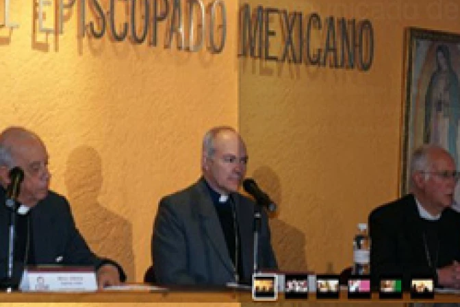 Obispos de México reiteran condena a leyes anti-familia y anti-matrimonio