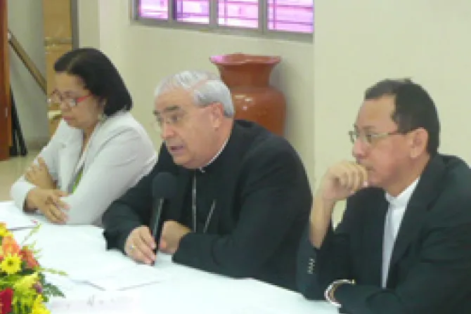 Ante violencia, luchar por la paz y la democracia, piden Obispos de Panamá
