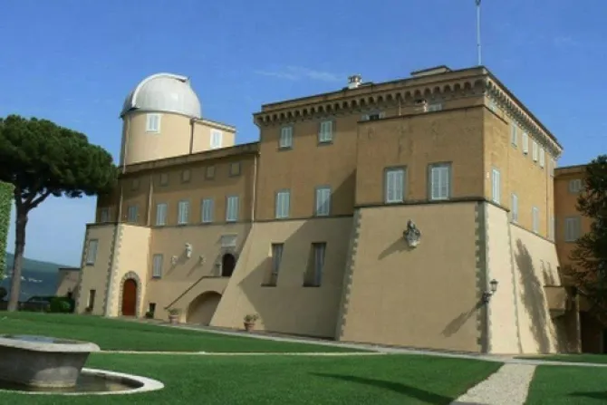 Francisco visita el observatorio astronómico vaticano