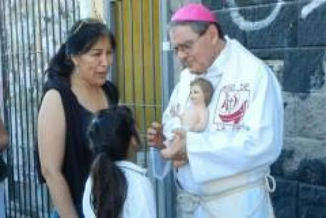 Obispo argentino sale a la calle al encuentro de católicos