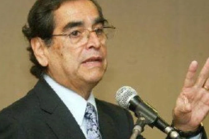 Píldora del día siguiente no cura nada y es abortiva, recuerda Arzobispo peruano