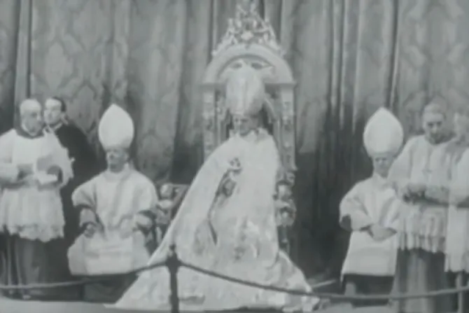 Difunden video inédito de Pablo VI en firma de Inter Mirifica