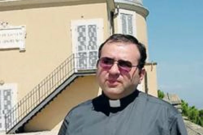 Astrónomo Vaticano recuerda que teoría del Big Bang sintoniza con historia de la creación