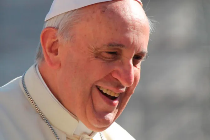 El Papa recibe a dos hermanos argentinos y recuerda sus años de juventud