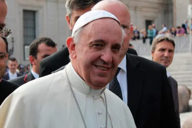 El Papa: Para los mercados "la solidaridad es casi una palabrota"