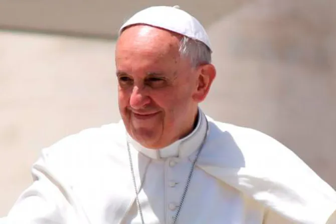 El Papa recibe al Padre Jalics que fue secuestrado por la dictadura en Argentina