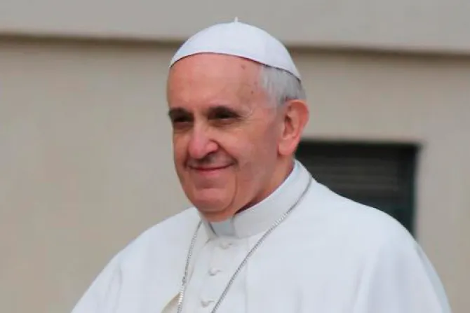 El Papa Francisco pide a laicos conversión radical sin engreimientos ni comodidades