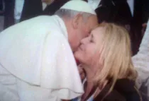 Papa Francisco y Carolina Balbuena