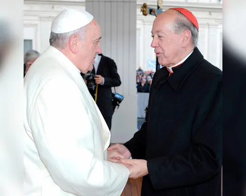 El Cardenal Cipriani saluda al Papa Francisco (Foto Arzobispado de Lima)?w=200&h=150