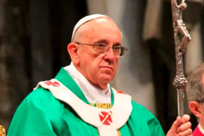 Obispo argentino rechaza nueva manipulación de imagen del Papa Francisco en campaña kirchenista