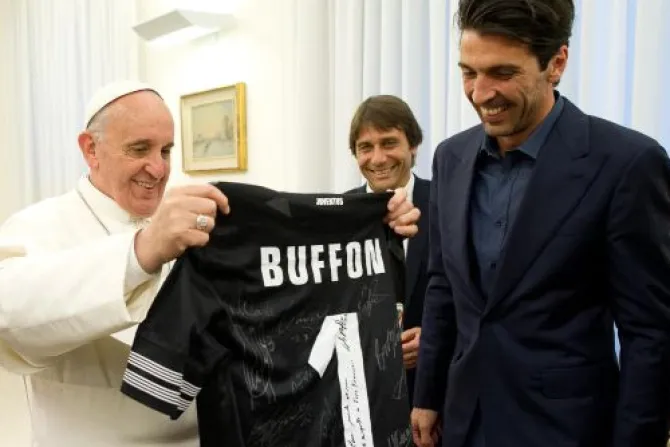 Papa Francisco recibe a la Juventus, campeón del fútbol de Italia