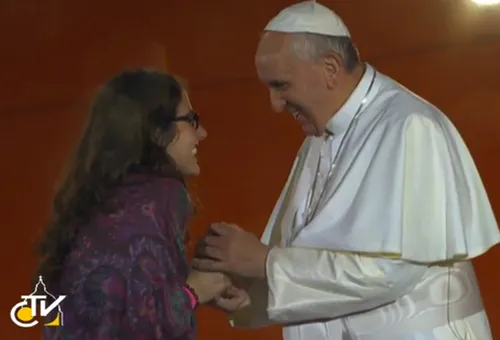 El Papa conversa con joven en Brasil ?w=200&h=150