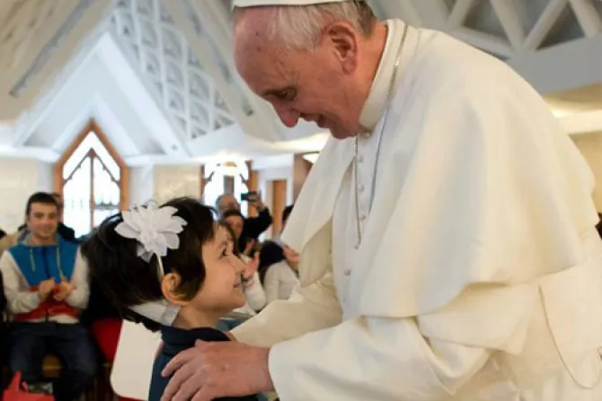 Discurso de una niña enferma de cáncer al Papa Francisco conmueve al mundo