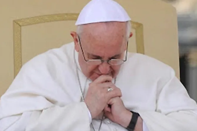 El Papa Francisco pide renunciar al mal y al odio fratricida
