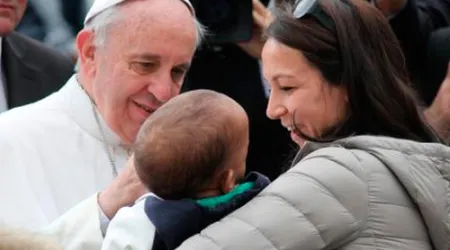 Evangelii Gaudium: El Papa reafirma rechazo al aborto y pide compasión para mujeres que abortaron