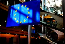 Bandera de la Unión Europea en el Parlamento Europeo en Estrasburgo. Foto: European Parliament (CC BY-NC-ND-2.0)