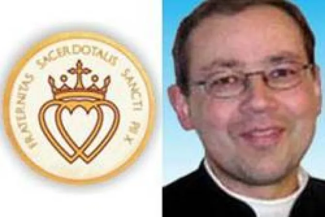 Líder lefebvrista ve "muy difícil" acuerdo con el Vaticano