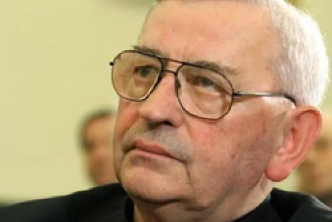Obispo polaco desmiente dichos sobre el holocausto