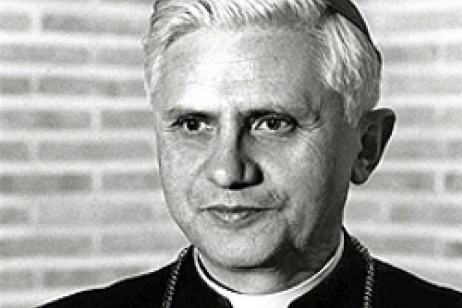 ¿Estuvo Joseph Ratzinger a favor del celibato voluntario?