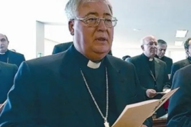 Obispo de Alcalá es objeto de ofensiva descalificadora de lobby gay