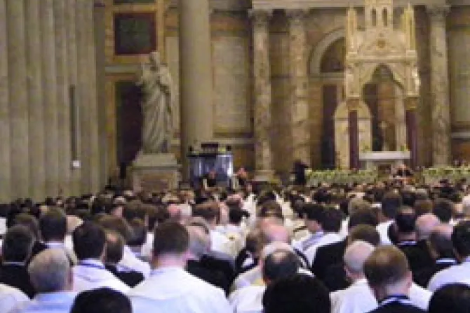 Cardenal Meisner: El mundo necesita sacerdotes convertidos, no ingenieros eclesiásticos