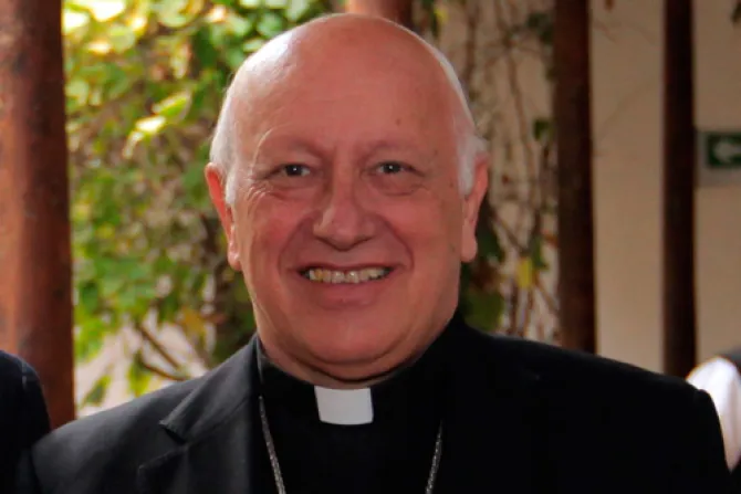 Arzobispo de Santiago pide a movimientos y nuevas comunidades salir al encuentro de todos