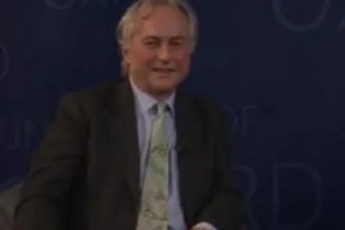Famoso ateo Dawkins admite no estar seguro de que Dios no exista