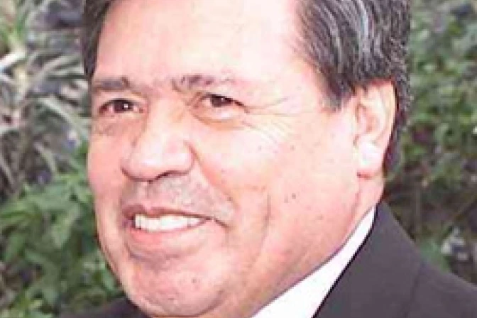 Cristo es fundamento sólido de la familia, dice Cardenal Rivera