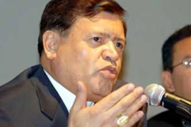 Joaquín Aguilar nunca sufrió violación: Demanda contra Cardenal Rivera está basada en calumnias