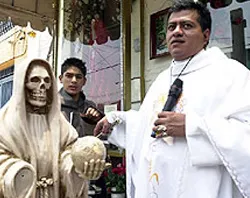 La "Santa Muerte" / David Romo?w=200&h=150