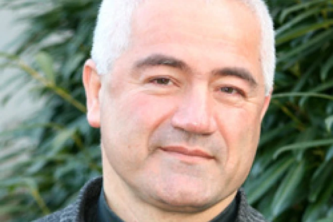 Es vital que cristianos no abandonen Medio Oriente, dice sacerdote libanés