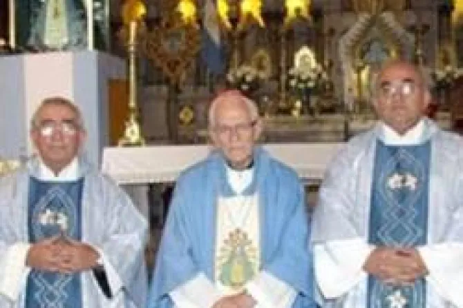 Dos hermanos cumplen 40 años como sacerdotes católicos