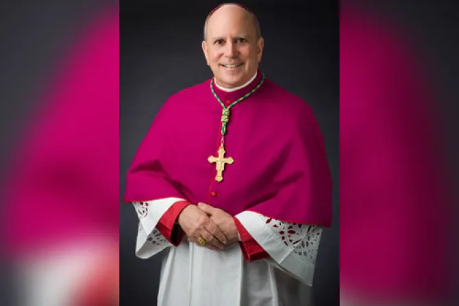 Arzobispo de EEUU cuestiona agenda gay y del aborto de comité de la ONU
