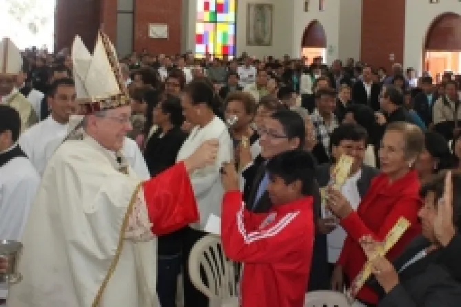 Cardenal Cipriani pide que reconstrucción de Pisco sea motivo de unidad