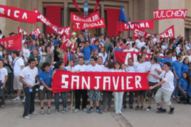 Miles de jóvenes universitarios recorren Chile en Misión País