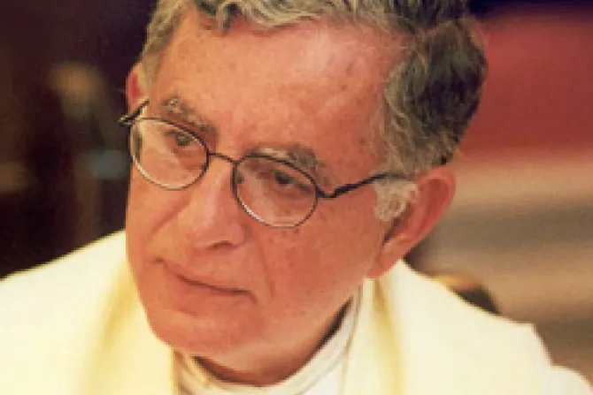 Cubanos católicos disidentes lloran partida de "Sacerdote de la Liberación"