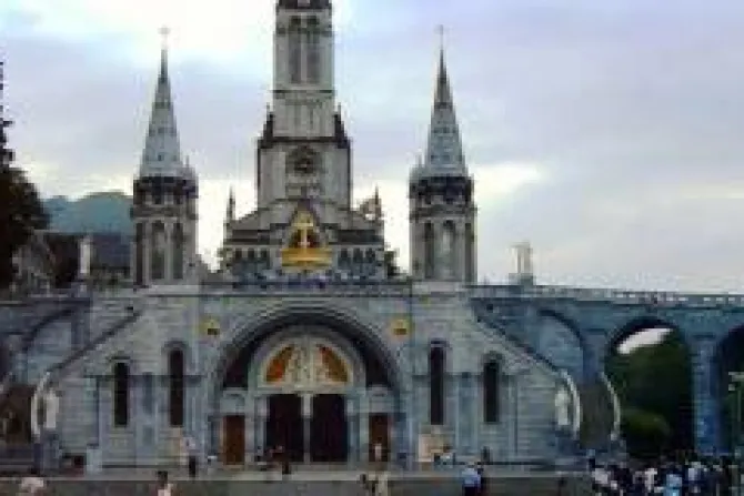 Sacerdote argentino narra experiencia como rector del Santuario de Lourdes en Francia