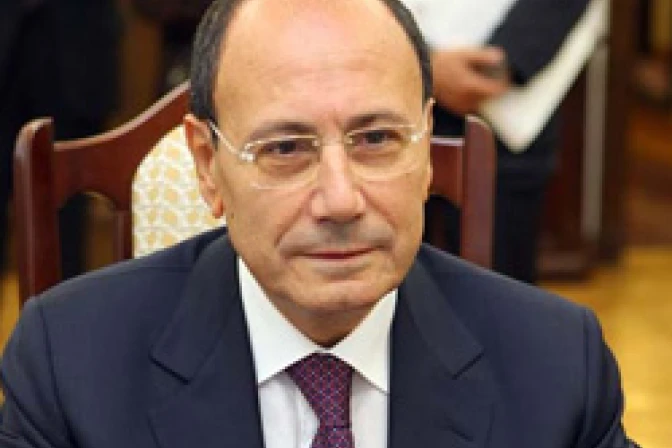 Inaceptables ataques al Papa Benedicto XVI, dice Presidente del Senado italiano