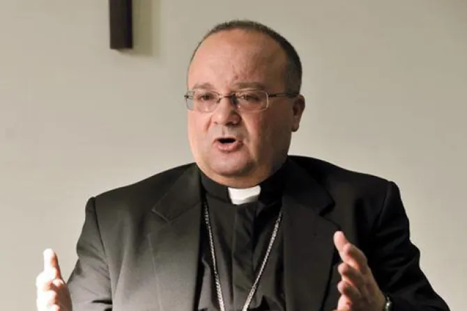 El Papa alentó a Obispo de Malta a oponerse a ley de adopción gay