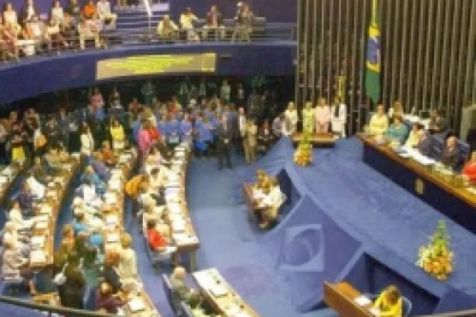 Brasil: Nuevo Código Penal permitiría aborto, eutanasia, uniones gay, prostitución y drogas