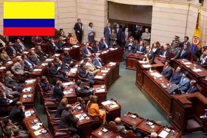 Senado de Colombia rechaza "matrimonio" gay