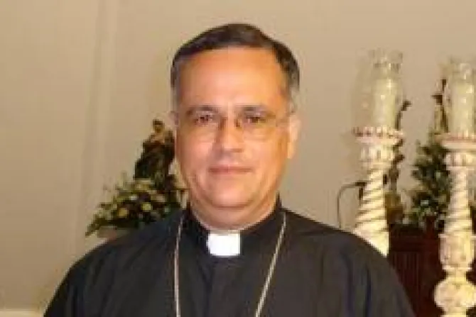 Obispo en Nicaragua rechaza "compra" de sacerdotes por parte del gobierno