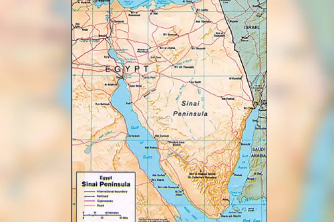 Sacerdote denuncia drama de refugiados eritreos en Sinaí