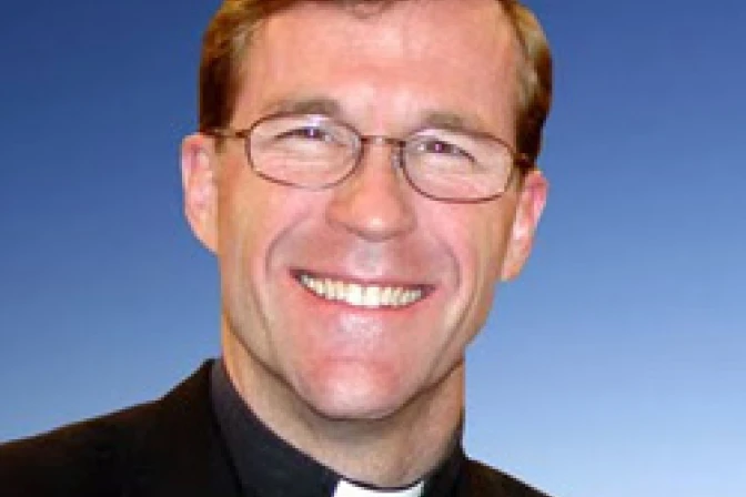 Agradecen al P. Euteneuer por avance de causa pro-vida en el mundo